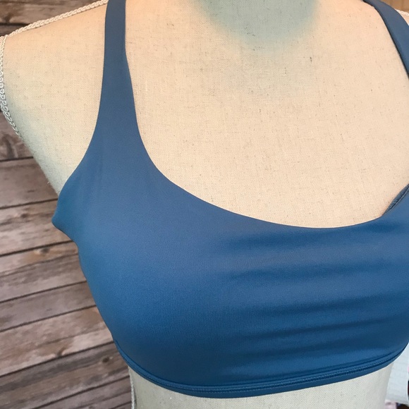 NWT ILLN LULULEMON FREE TO BE BRA WILD BLUE - Picture 3 of 7